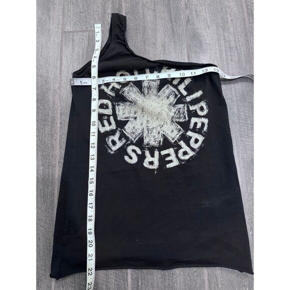 Sisley Red Hot Chili Peppers One Shoulder Shirt - Picture 5 of 5